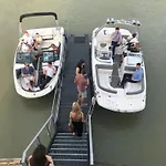 ホテル Sundeck - Party Boat 3*