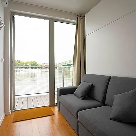 Sundeck - Party Boat Hotel Bratislava