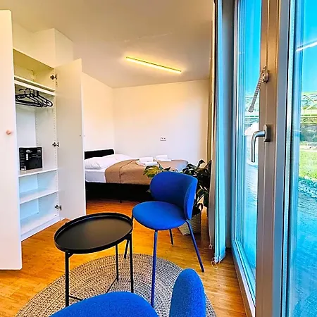 Sundeck - Party Boat 3* Bratislava