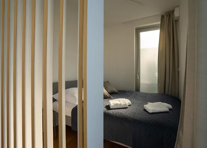 Sundeck - Party Boat 3* Pozsony