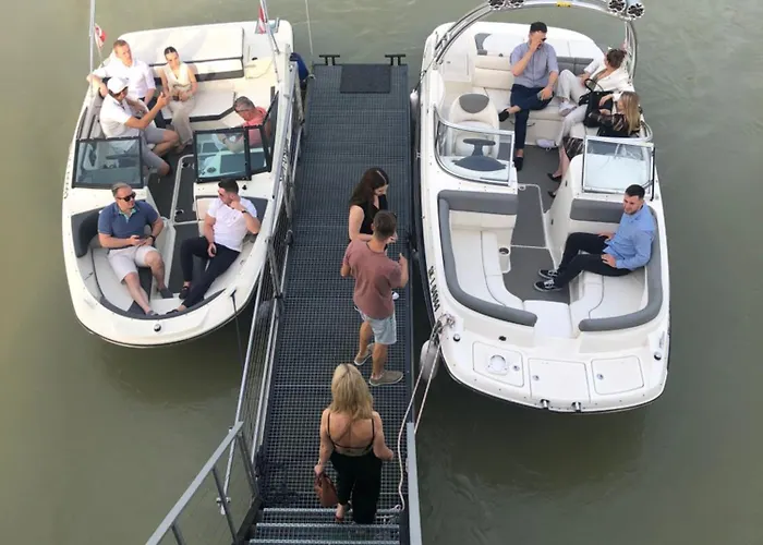 Szálloda Sundeck - Party Boat 3*